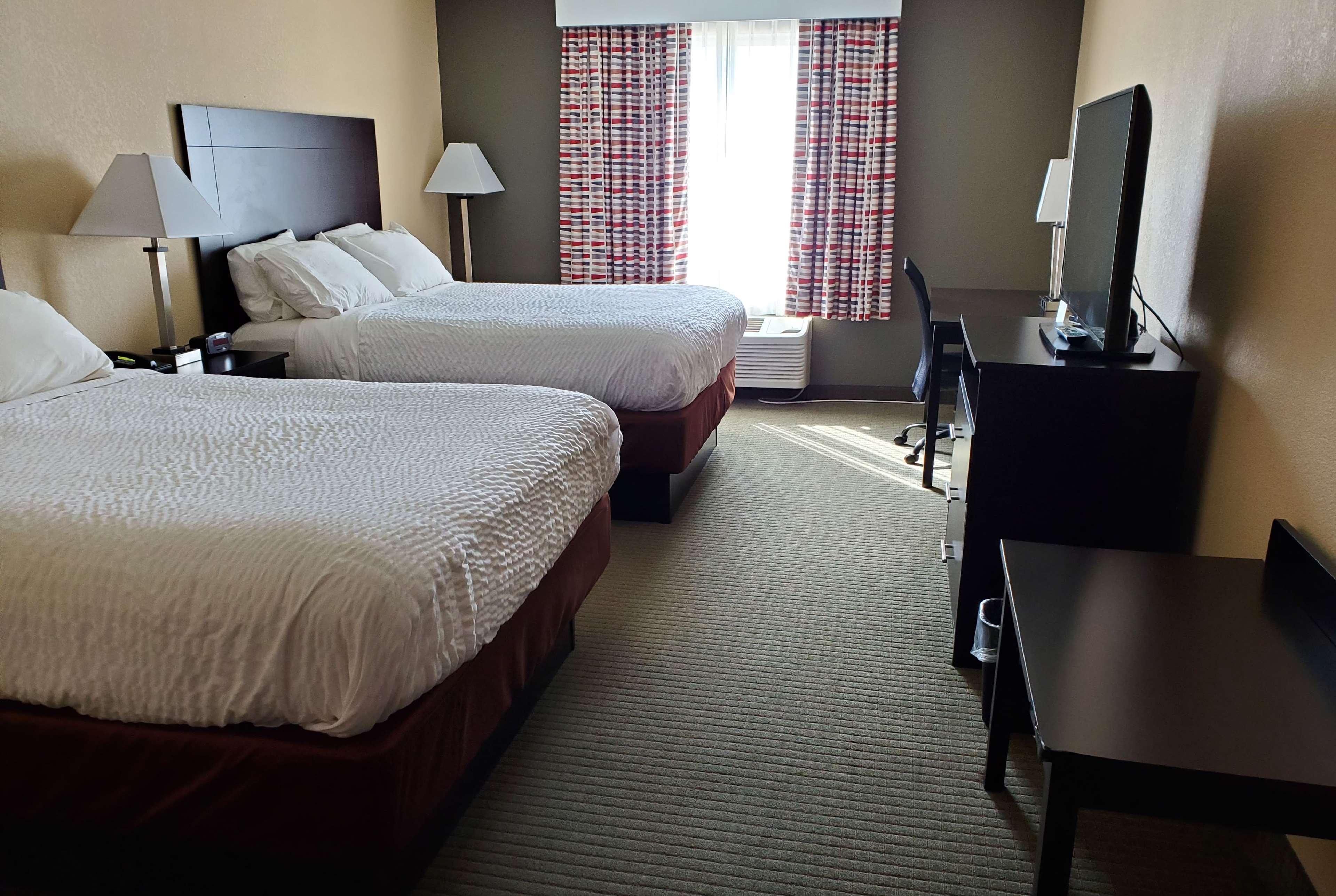 Days Inn & Suites By Wyndham Florence/Jackson Area Extérieur photo
