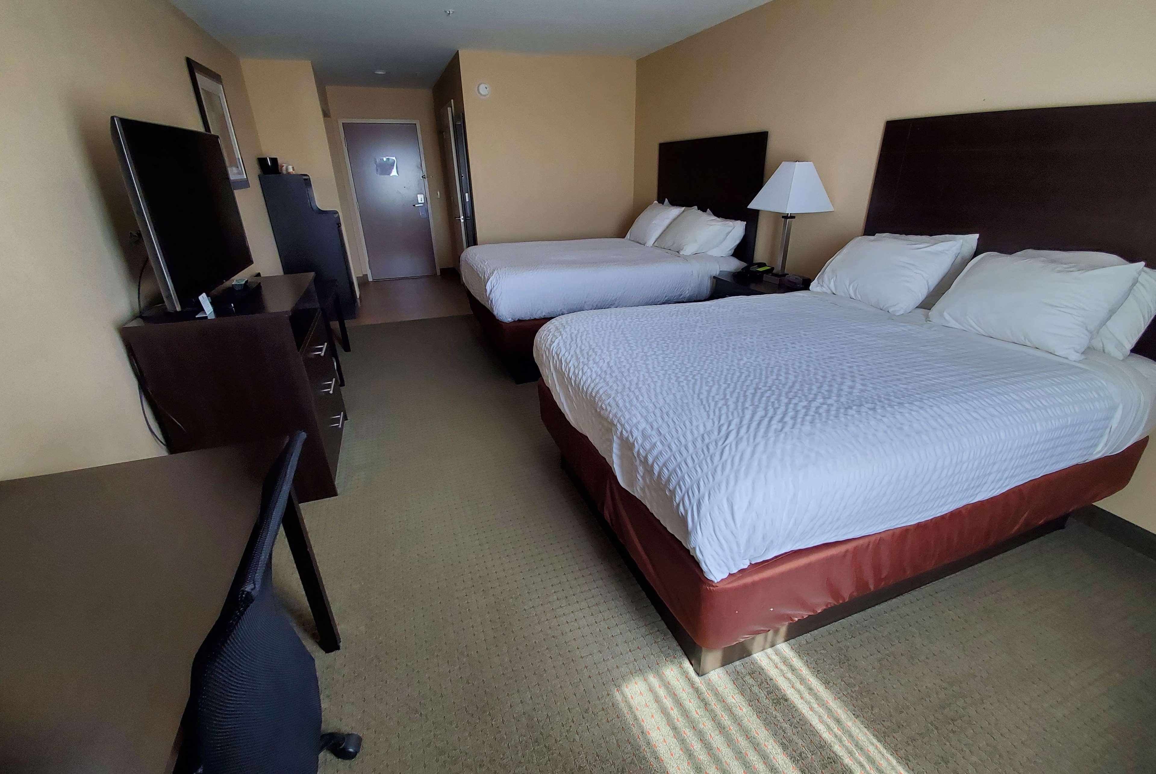 Days Inn & Suites By Wyndham Florence/Jackson Area Extérieur photo